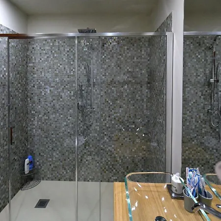 Bed & Breakfast Parnasus 4*