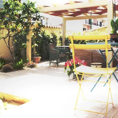 Parnasus Bed & Breakfast 4*